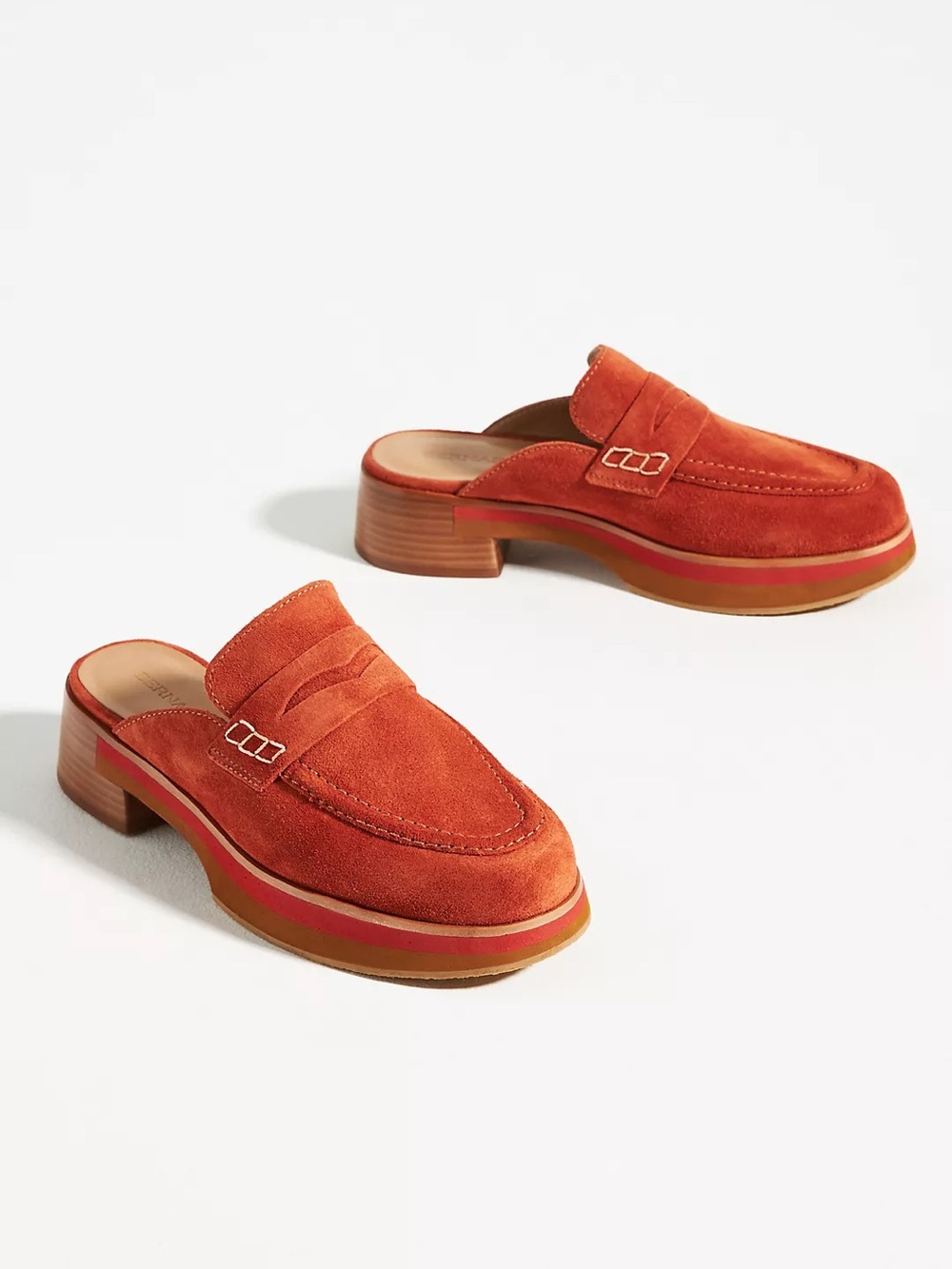 NWOT Bernardo Anthropologie Burnt Orange Rust Suede Suri Mules Size 8